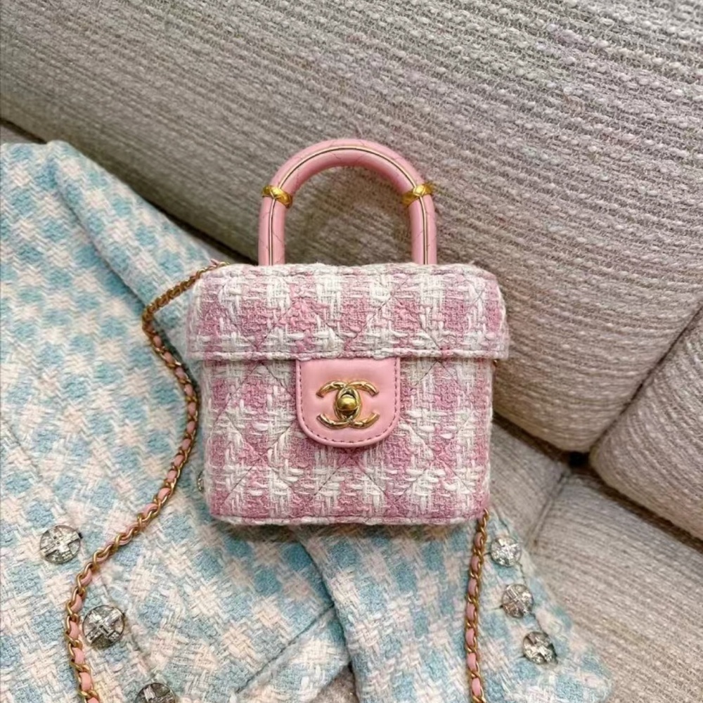 Chanel tweed bag - Picture 2 of 16